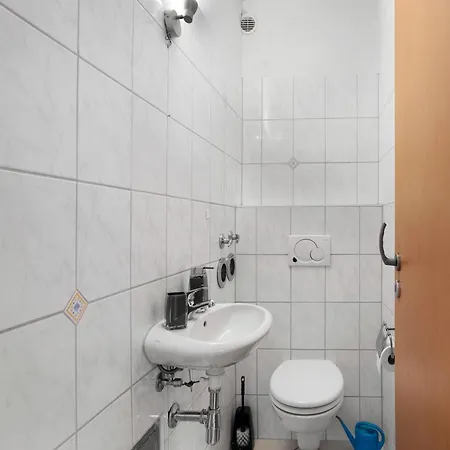 Haus Castellbergblick Dachgeschoss Apartman *