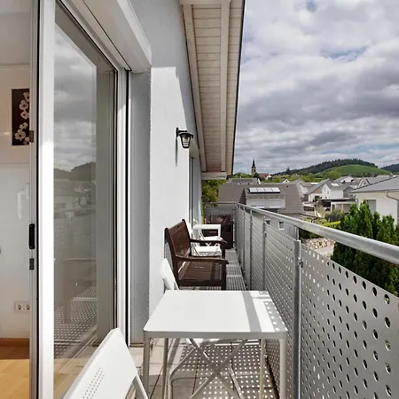 Haus Castellbergblick Dachgeschoss Apartman *